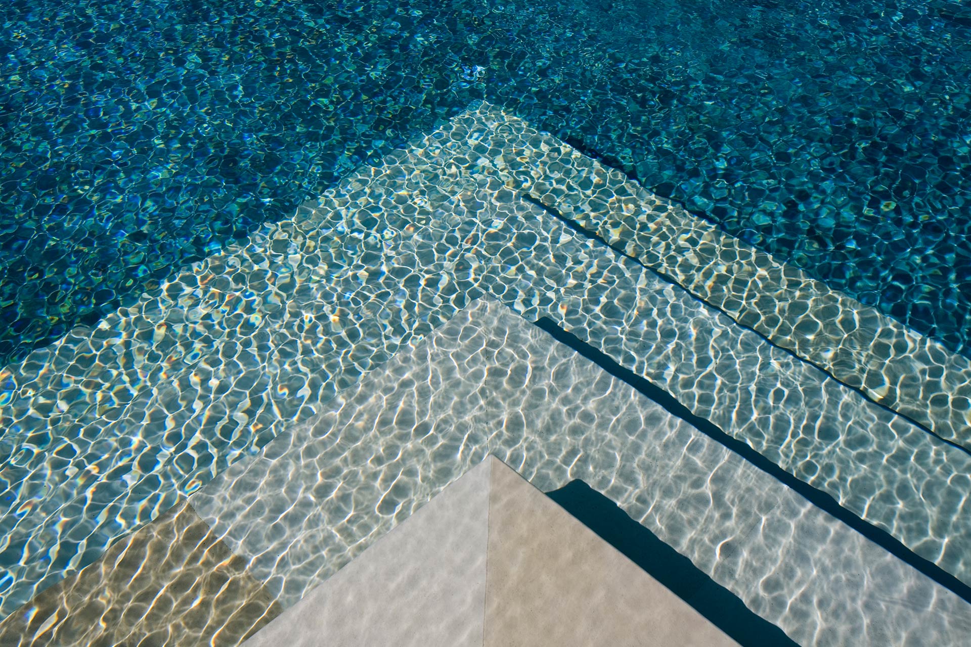 Nanadana Residence - Pool Detail - deReus